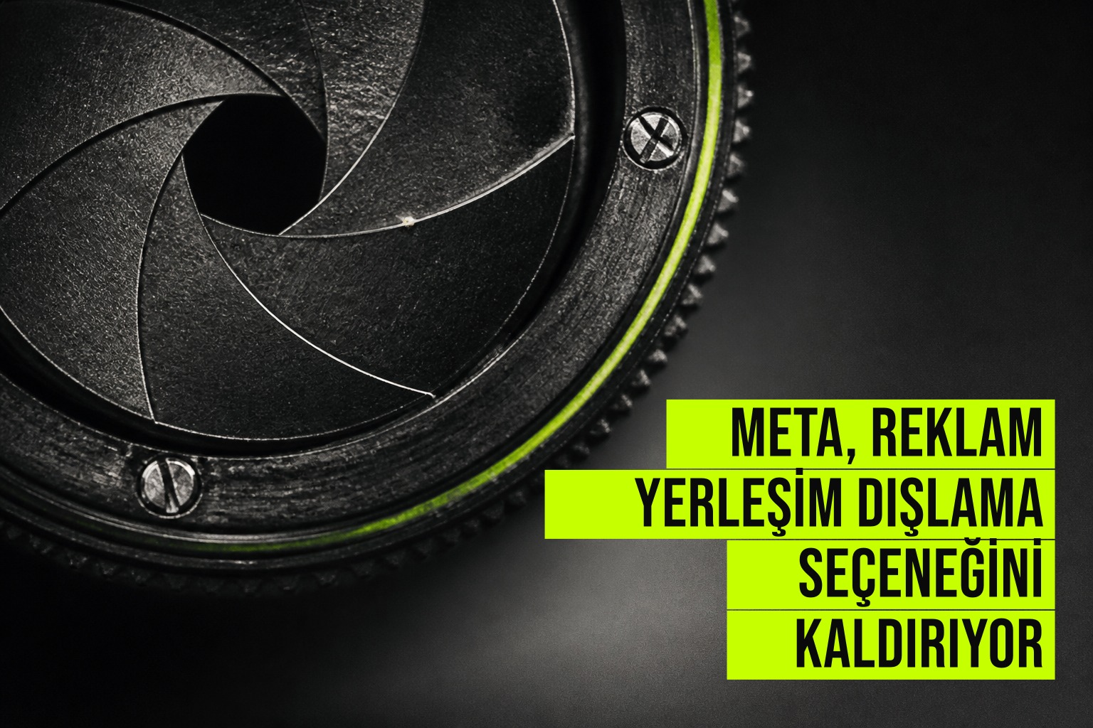 Meta’nın reklam yönetim arayüzünde, kampanya setlerinde yerleşim ve platform dışlama seçeneklerinin kaldırılacağına dair uyarı yer alıyor.