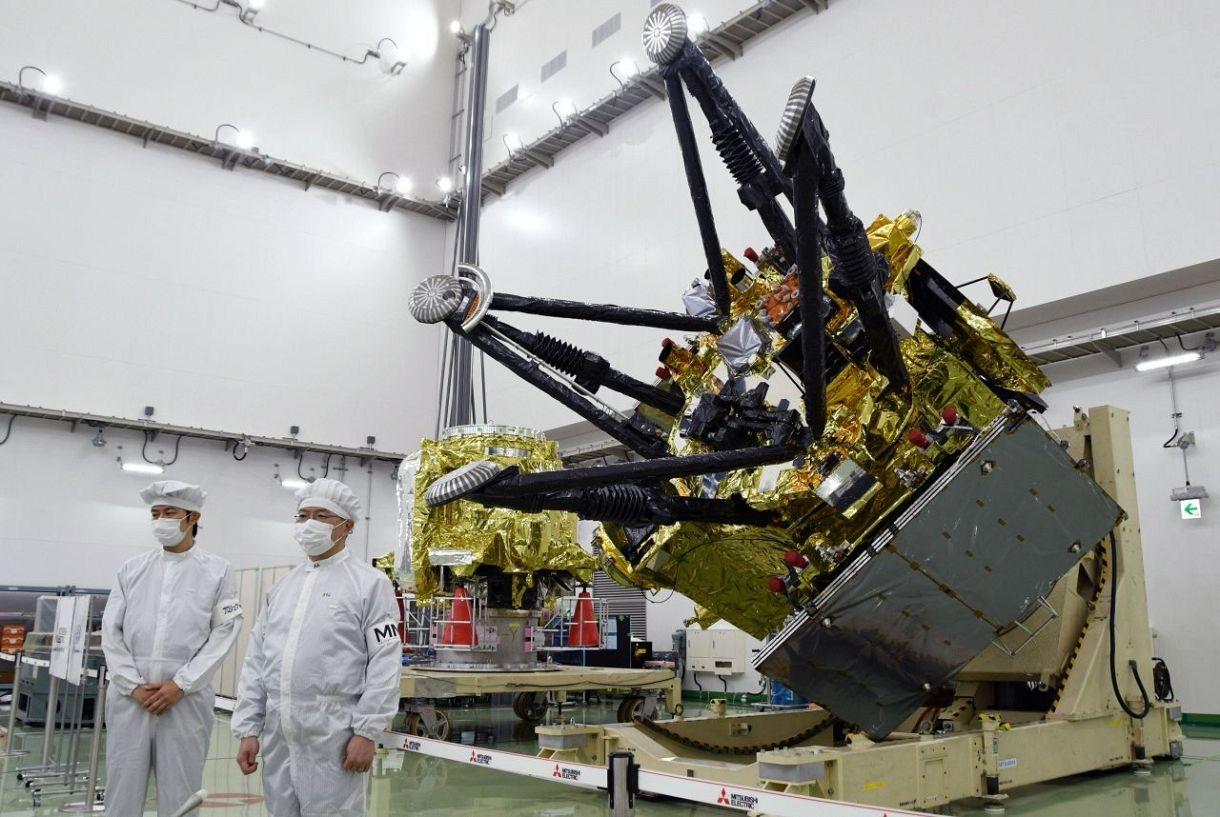 JAXA, Mars'ın uydusu Phobos'tan örnek toplamaya hazırlanıyor