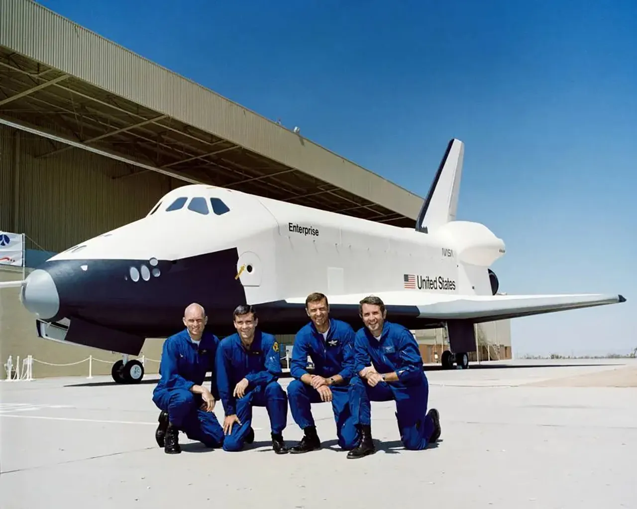 NASA'ın İlk Uzay Şatlı Enterprise 50 Yıl Önce Tanıtıldı