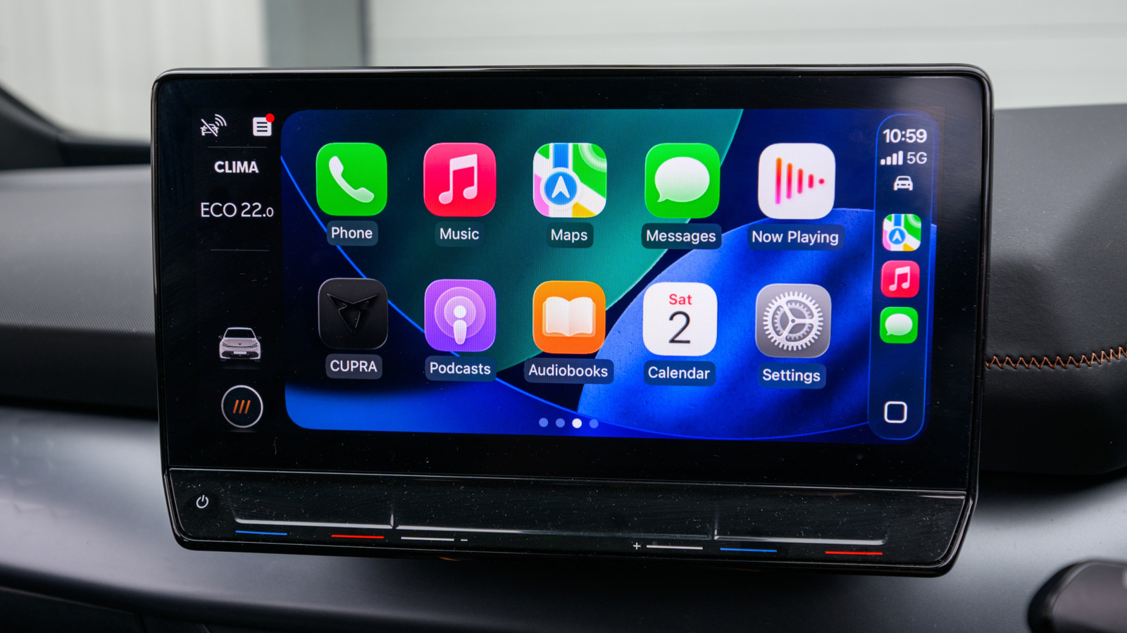 Apple CarPlay Ultra: Sadece lüks Aston Martin'larda, genleşme yavaşlıyor