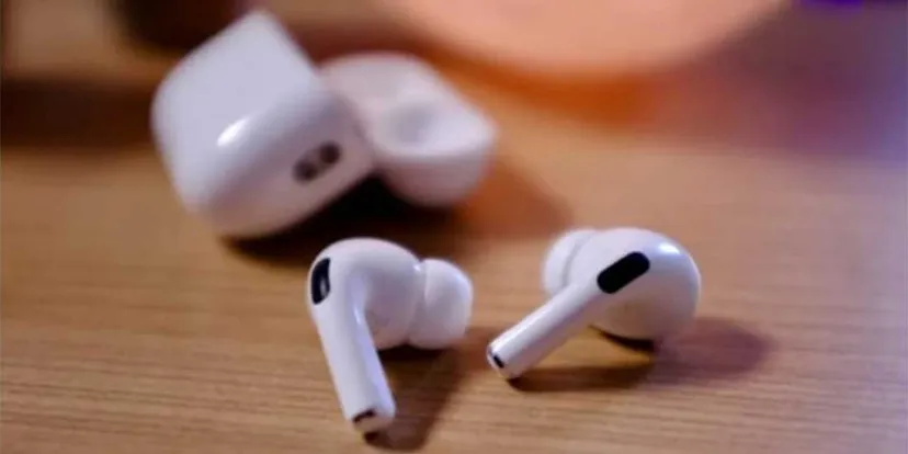 Airpodsun yeni ozelligi beyin dalgalarini okuyabilecek.2