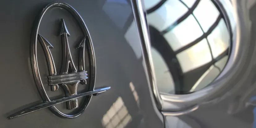 Https ::ajansdijital.com.tr:luks otomobil devi maserati yeni iletisim ajansini secti: