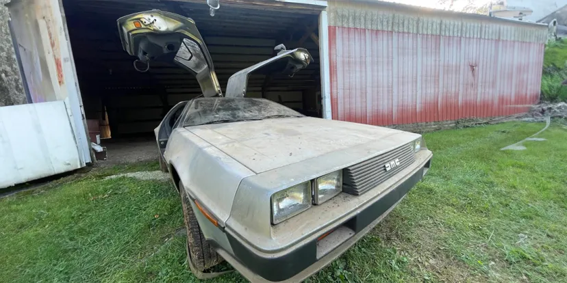 Gelecege donus serisiyle tum dunyanin tanidigi delorean 42 yil sonra tekrar gundemde
