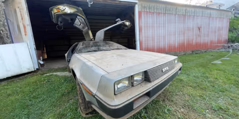 Gelecege donus serisiyle tum dunyanin tanidigi delorean 42 yil sonra tekrar gundemde