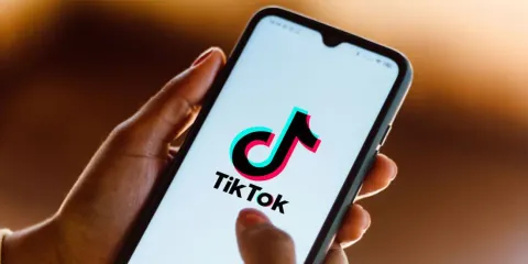 tiktok-uzun-video-icin-15-dakika-formatinda-deneme-yapiyor kopya