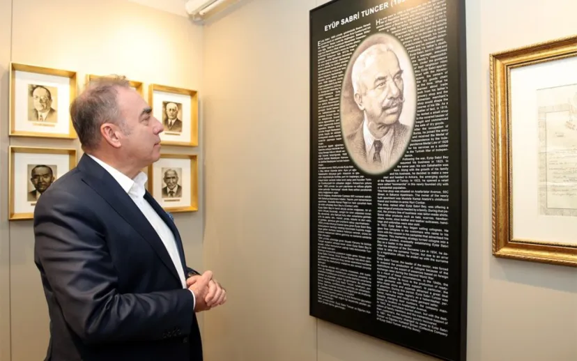 Eyup sabri tuncer 100 yilinda yuzyillik bulusma sergisini acti