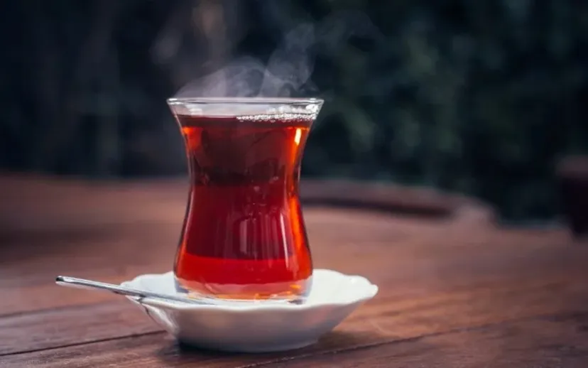 Cayin cok sicak icilmesi yemek borusu kanserini tetikleyebilir