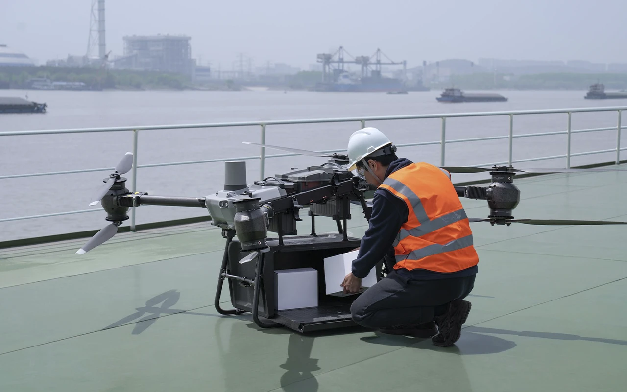 Djinin yeni dev dronu flaycart 30 tanitildi