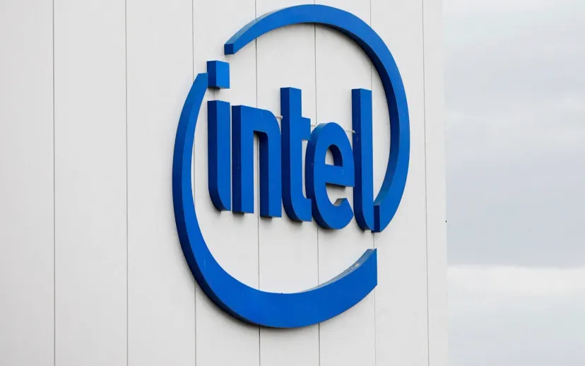 İntel otomotiv sektoru icin yapay zeka cipi tanitti