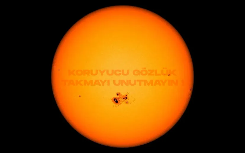 Dunyanin 4 kati buyuklugunde gunes lekesi ciplak gozle gorulebilecek