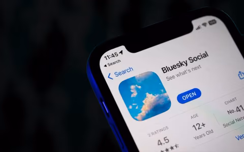 Twitter alternatifi bluesky yeni kullanicilarina kapilarini araladi